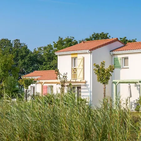 Well-kept 7 Km From The Beach Vakantiehuis