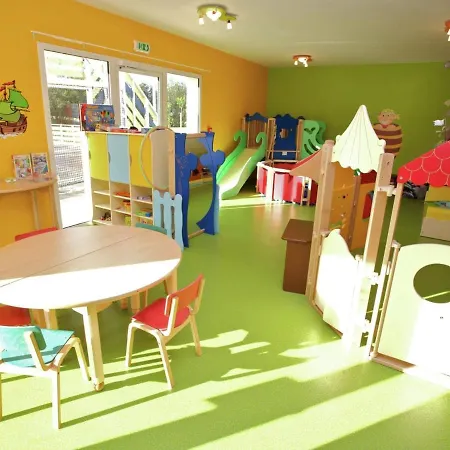 Well-kept 7 Km From The Beach *