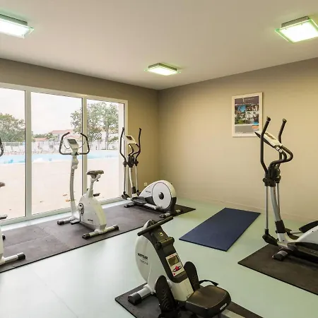 Well-kept 7 Km From The Beach * Saint-Hilaire-de-Talmont